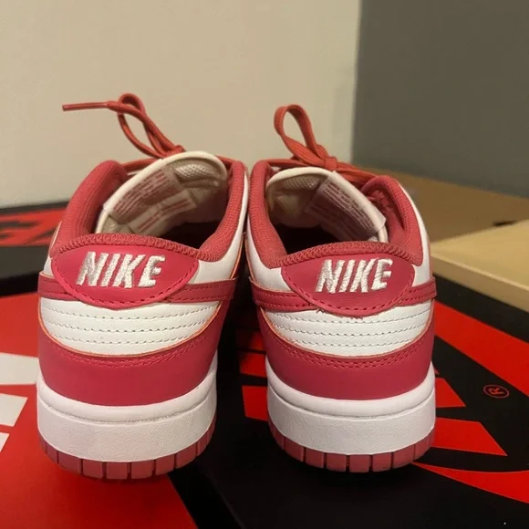 Nike Dunk Low
Archeo Pink (Women's) - Picture 4 of 11